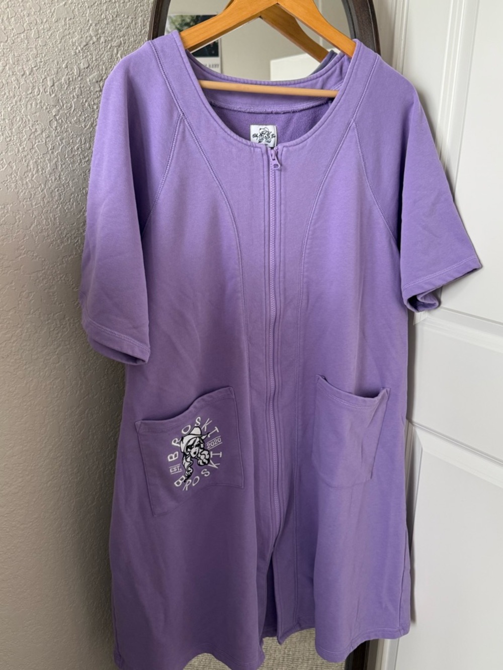 Brittany Broski Muumuu Lonestar Lavender Robe Size M Loungewear